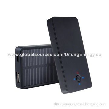 Mini Size 2,500mAh Solar Mobile Phone Charger with CE/RoHS Mark, 98 x 51 x 12mm Size